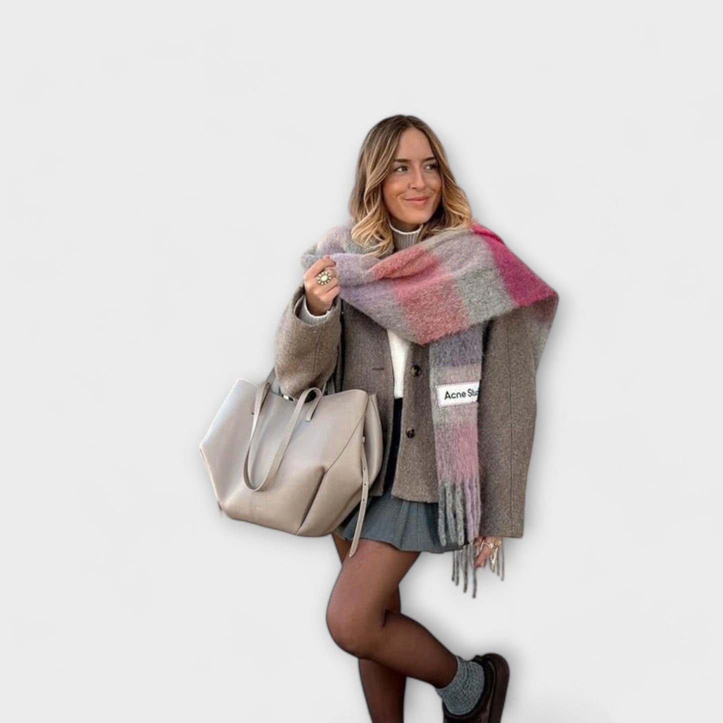 Simona – Senovinis krepšys